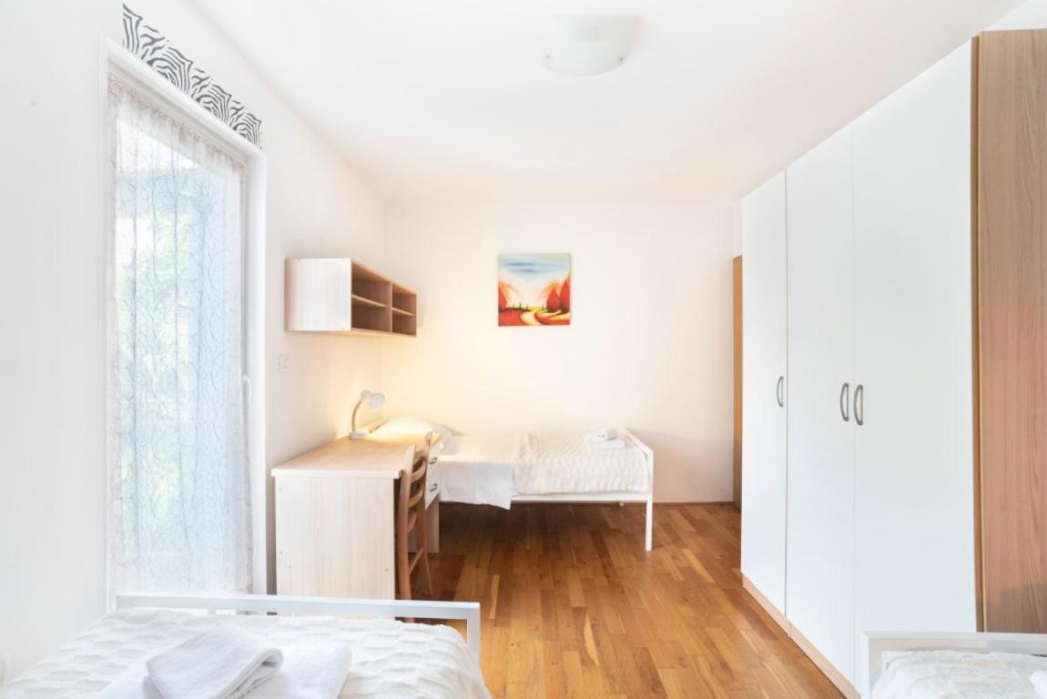 Apartments Medved In The Historic Center Koper Buitenkant foto
